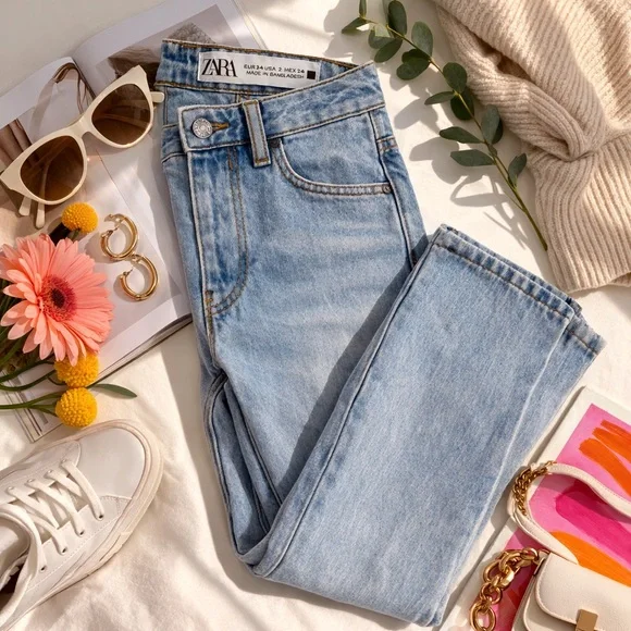 Zara High Rise Straight Leg Jeans Light Wash Size US 2 EUR 34 - Picture 2 of 10